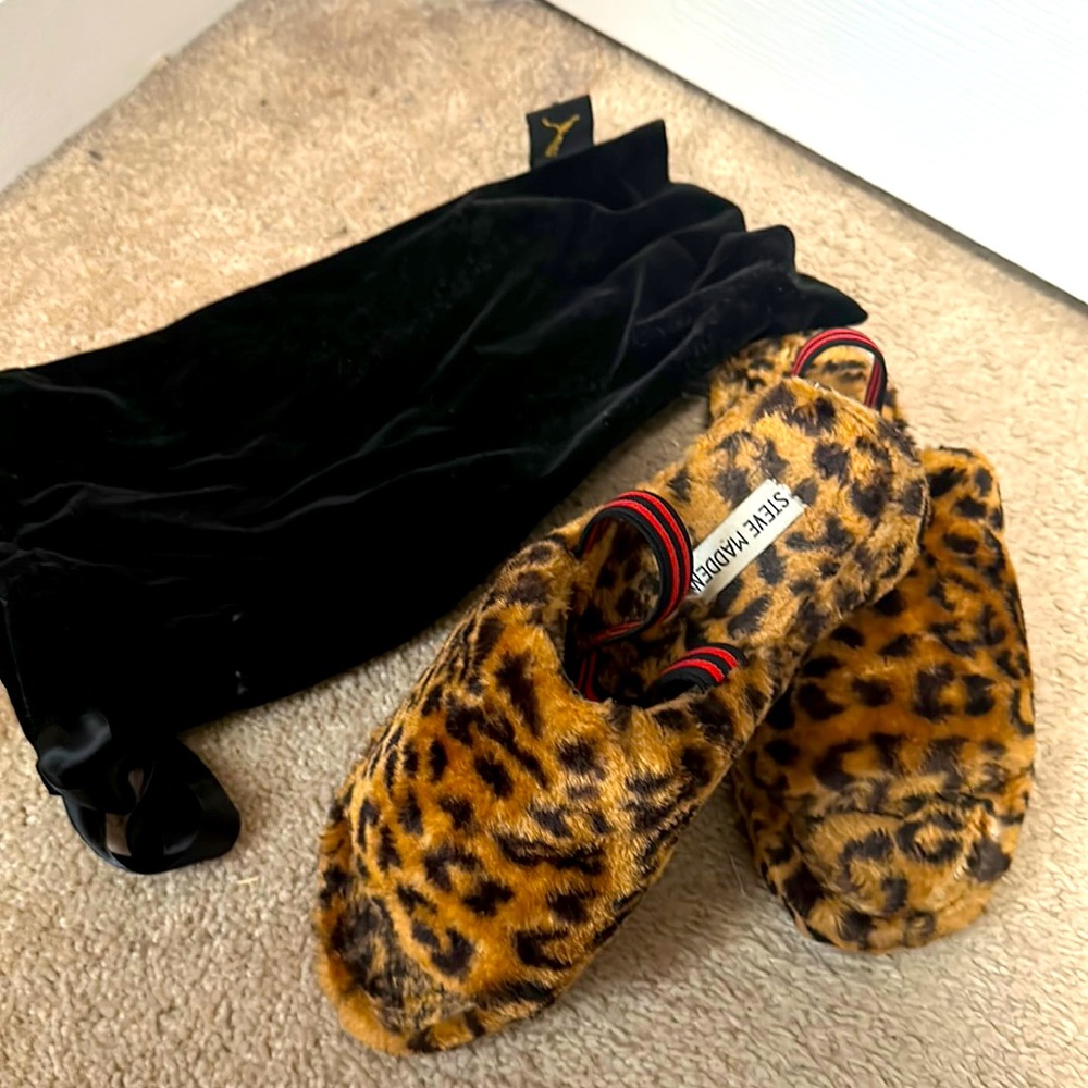 Steve Madden leopard fur slides